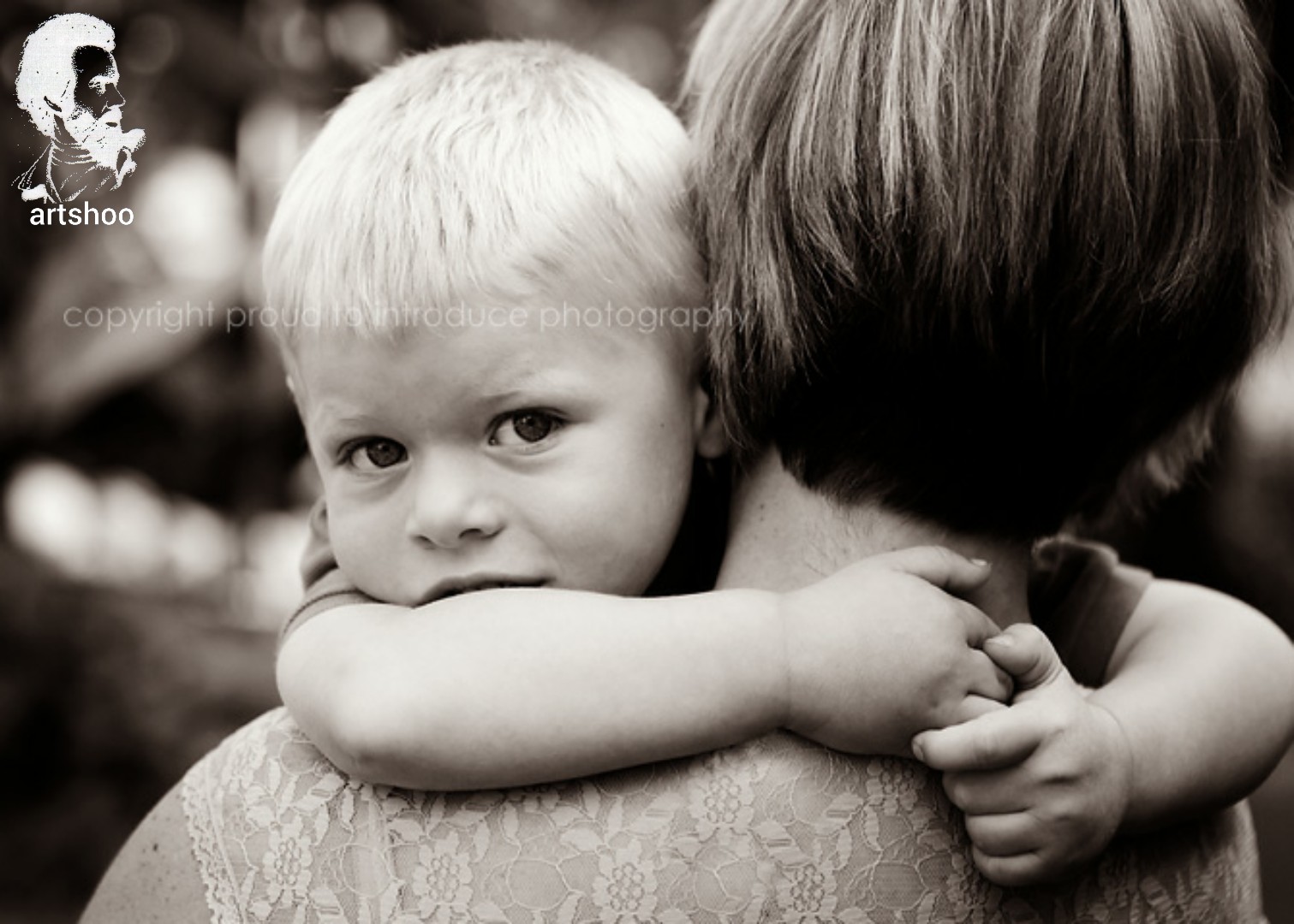 مدل کودک سیاه قلم